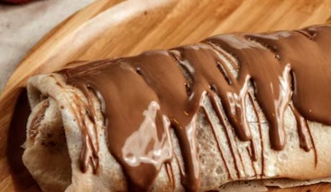Nutella mit Fladenbrot